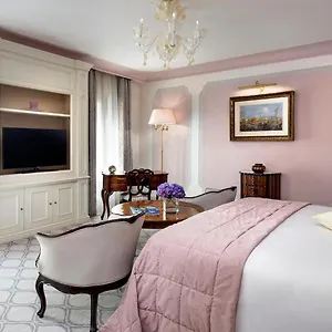 ***** Otel Danieli, İtalya