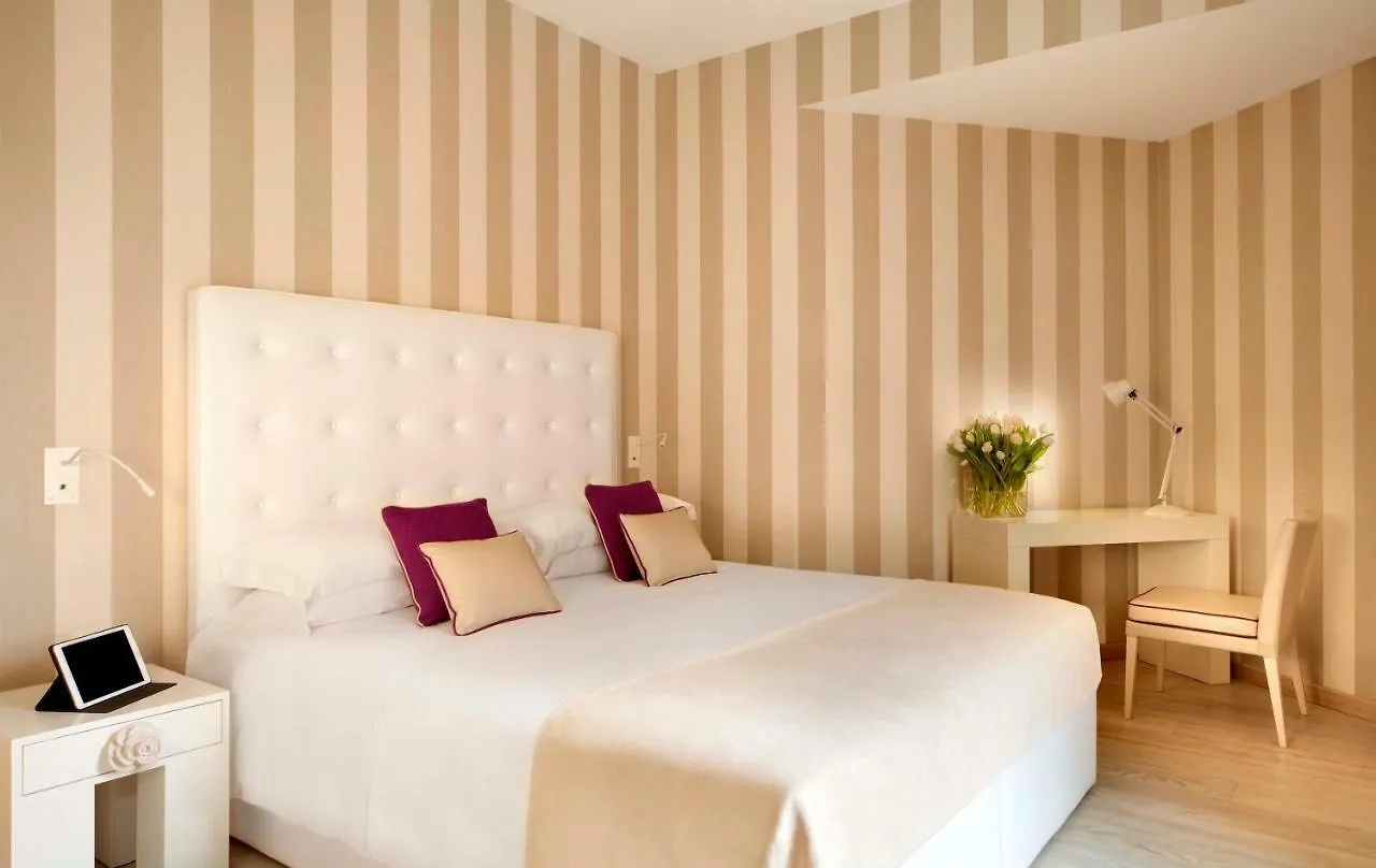 Rooms Milano Duomo Italien